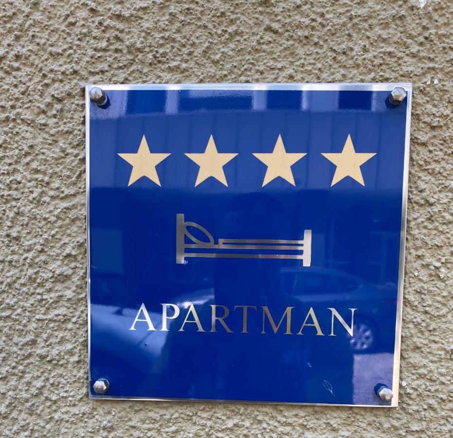 Apartman Royal Σλαβόνσκι Μπροντ Εξωτερικό φωτογραφία