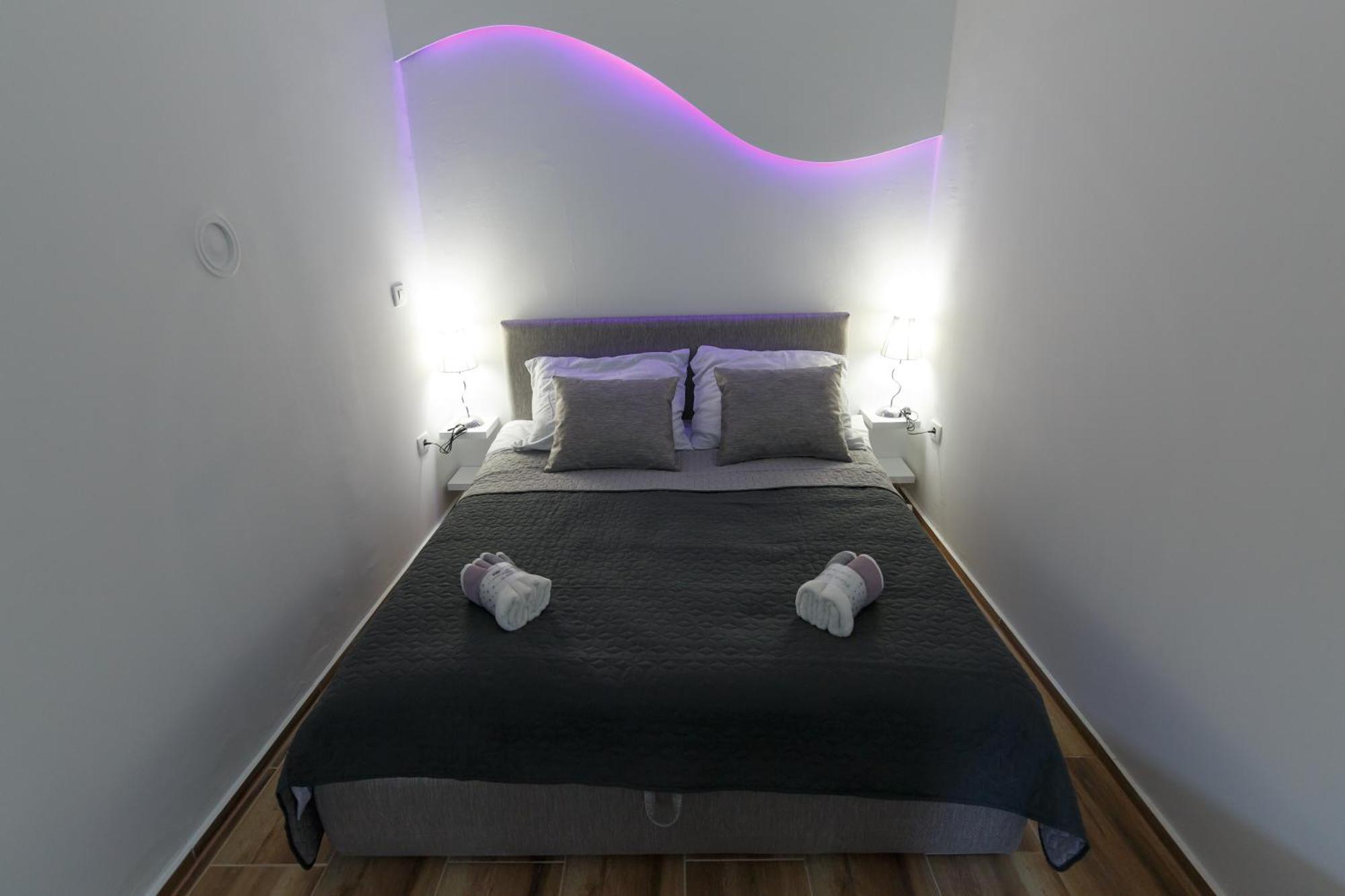 Apartman Royal Σλαβόνσκι Μπροντ Εξωτερικό φωτογραφία